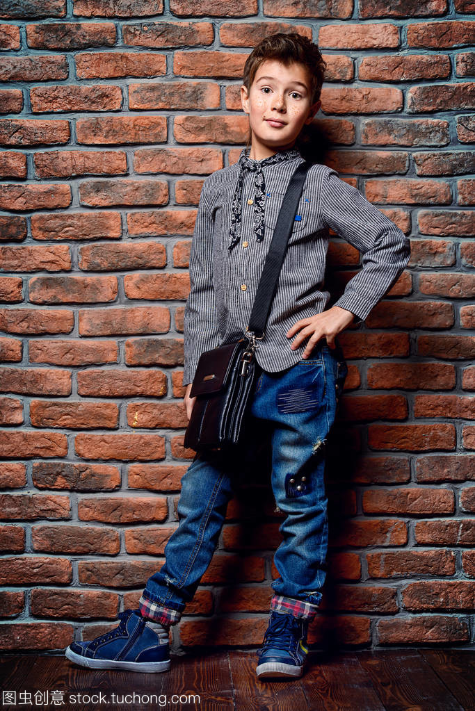 青春時尚密碼 解碼當代青少年服飾文化