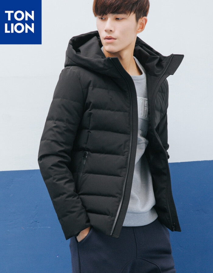 時尚與保暖兼備 唐獅青少年修身短款連帽羽絨服